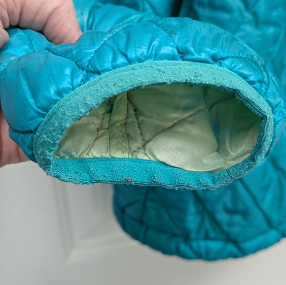 The North Face Women's Teal Thermoball Jacket - Picture 12 of 16